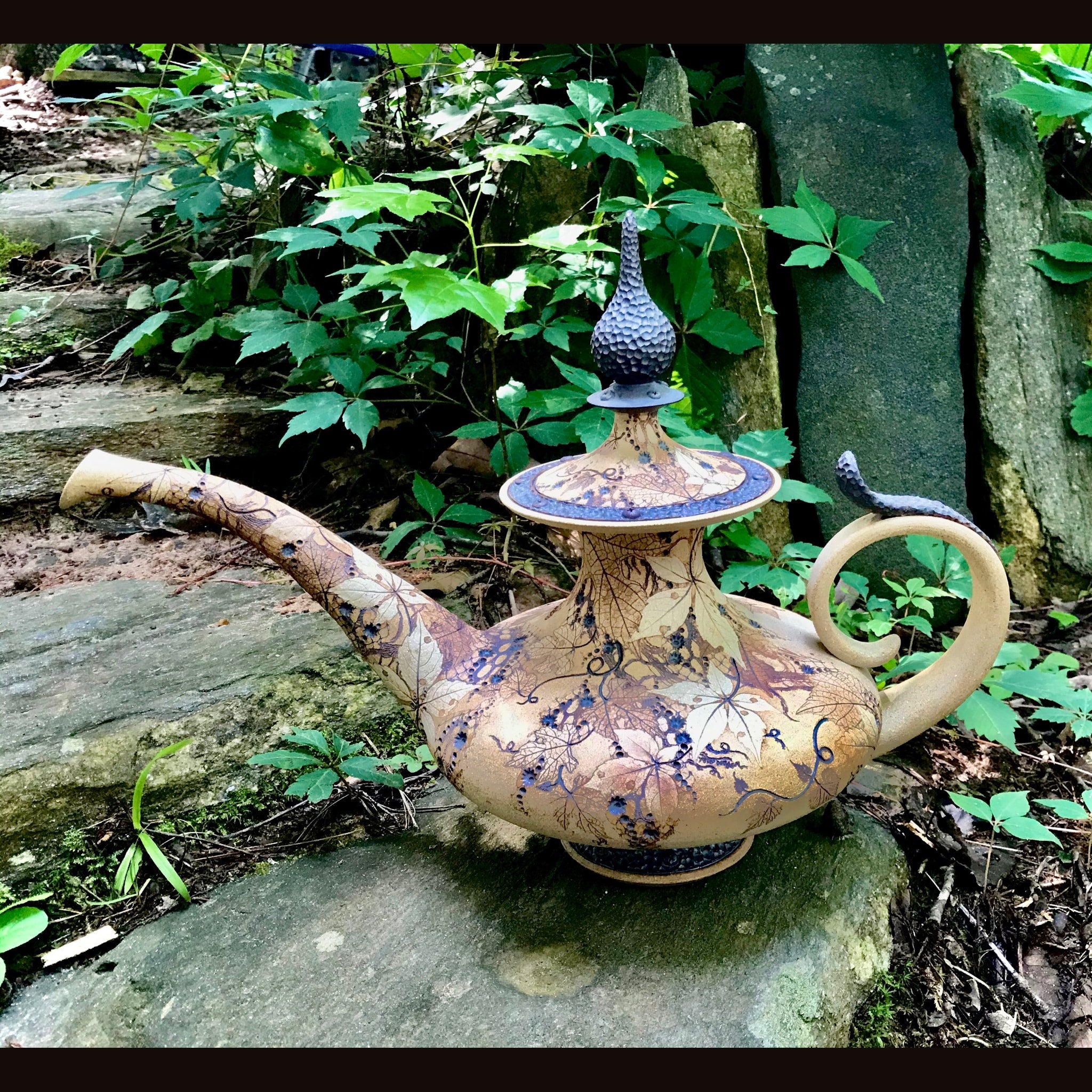 Deep Woods Aladdin Teapot | Don McWhorter